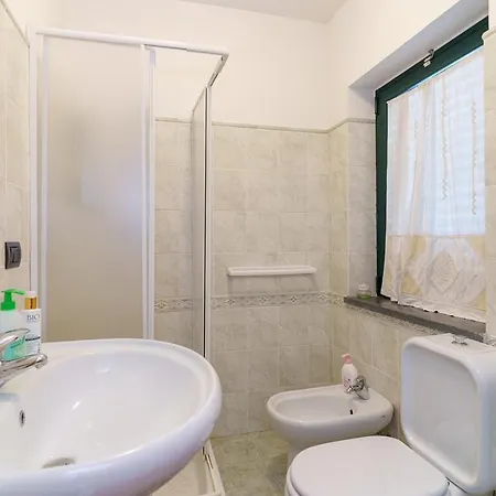 Little Rose Garden Apartment *