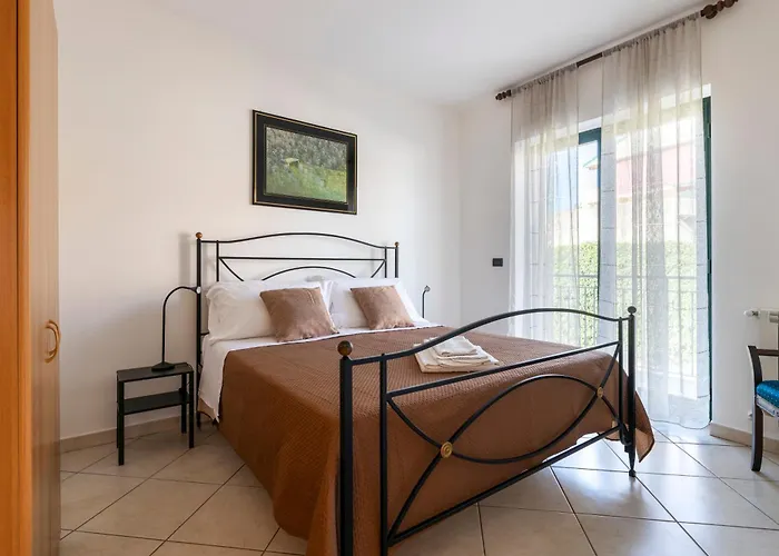 Apartmán Little Rose Garden Aci Catena